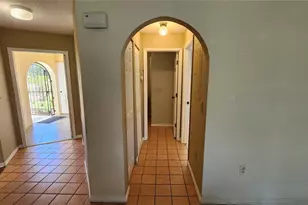 6101 34th Street W, Bradenton, FL 34210 - Photo 13
