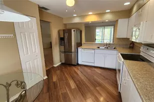 6101 34th Street W, Bradenton, FL 34210 - Photo 9