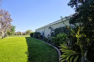 8420 Webber Rd, Sarasota, FL 34240 - Photo 9