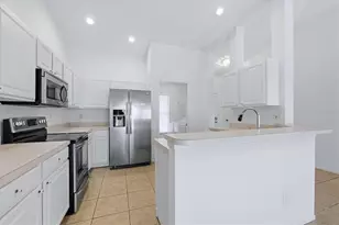 4921 Thames Ln, Sarasota, FL 34238 - Photo 13