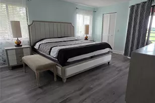 320 Barcelona Dr, Bradenton, FL 34210 - Photo 5