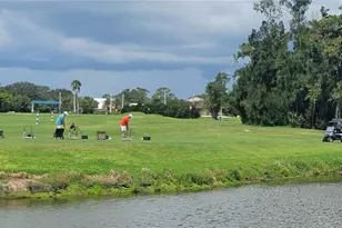 320 Barcelona Dr, Bradenton, FL 34210 - Photo 15