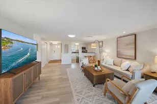 2650 Leafy Ln, Sarasota, FL 34239 - Photo 5