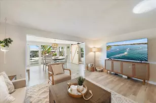 2650 Leafy Ln, Sarasota, FL 34239 - Photo 7