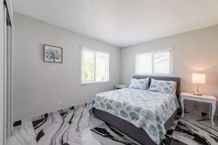 6819 11th Ave NW, Bradenton, FL 34209 - Photo 17