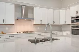 8950 Baroque Ter, Sarasota, FL 34240 - Photo 17