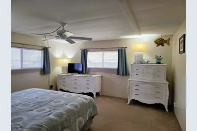 3218 Oakwood Boulevard S, Sarasota, FL 34237 - Photo 27