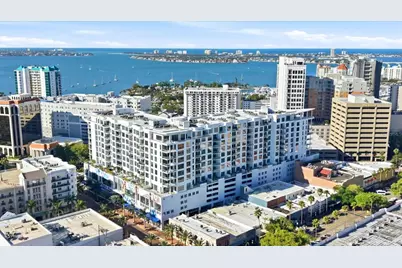 111 S Pineapple Avenue #811, Sarasota, FL 34236 - Photo 1