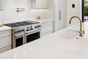 1800 Webber St, Sarasota, FL 34239 - Photo 23