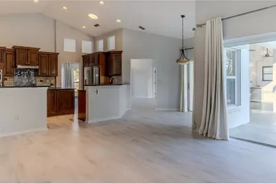 1211 Peridot Lane, Sun City Center, FL 33573 - Photo 11