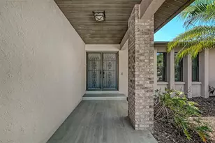 5348 Bent Oak Dr, Sarasota, FL 34232 - Photo 7