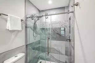 5348 Bent Oak Dr, Sarasota, FL 34232 - Photo 27