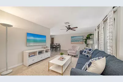 5348 Bent Oak Drive, Sarasota, FL 34232 - Photo 9