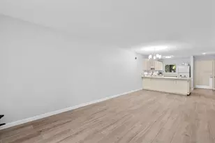 6033 34th Street W, Bradenton, FL 34210 - Photo 9
