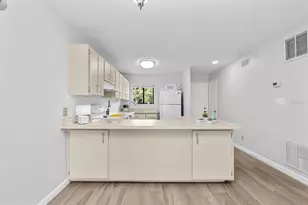 6033 34th Street W, Bradenton, FL 34210 - Photo 3