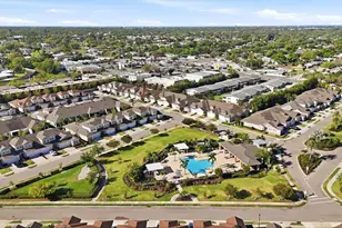 3684 Fescue Ln, Sarasota, FL 34232 - Photo 49