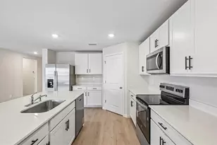 17521 Whiskey Crk Trl, Parrish, FL 34219 - Photo 7