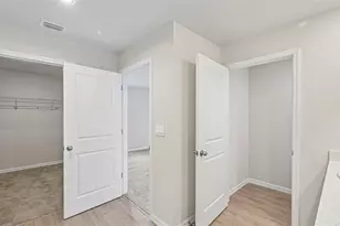 17521 Whiskey Crk Trl, Parrish, FL 34219 - Photo 19