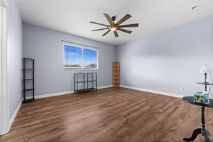 5326 Napa Dr, Sarasota, FL 34243 - Photo 41