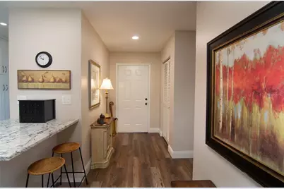 5635 Golf Pointe Drive #101, Sarasota, FL 34243 - Photo 3