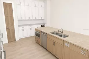 2360 Loma Linda St, Sarasota, FL 34239 - Photo 5