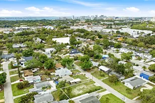 2360 Loma Linda St, Sarasota, FL 34239 - Photo 3