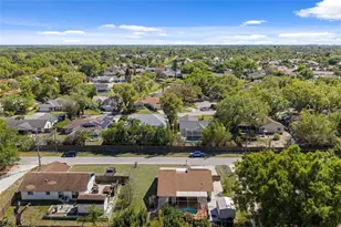 3521 49th St, Sarasota, FL 34235 - Photo 25
