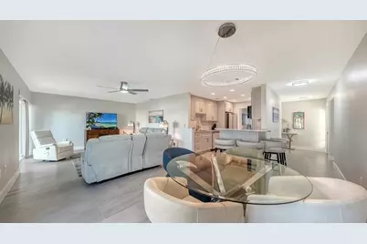 131 Whispering Sands Circle #V33, Sarasota, FL 34242 - Photo 9