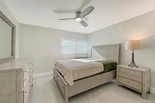 131 Whispering Sands Cir, Sarasota, FL 34242 - Photo 31