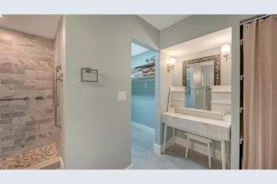 131 Whispering Sands Circle #V33, Sarasota, FL 34242 - Photo 27