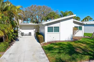 131 Whispering Sands Cir, Sarasota, FL 34242 - Photo 3