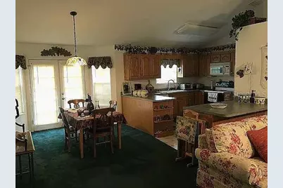 363 SW Monroe Avenue, Mayo, FL 32066 - Photo 7