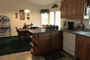 363 SW Monroe Ave, Mayo, FL 32066 - Photo 5