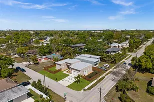 2311 Sandrala Dr, Sarasota, FL 34231 - Photo 39