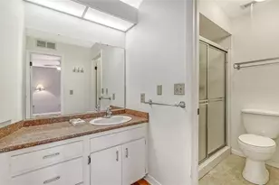 4103 Center Gate Blvd, Sarasota, FL 34233 - Photo 19