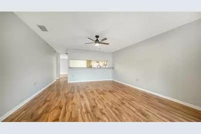 4103 Center Gate Boulevard #2, Sarasota, FL 34233 - Photo 13