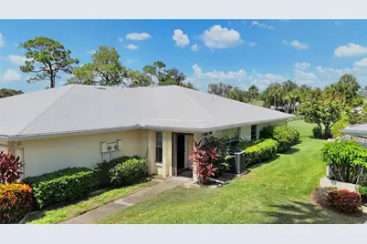 4103 Center Gate Boulevard #2, Sarasota, FL 34233 - Photo 3