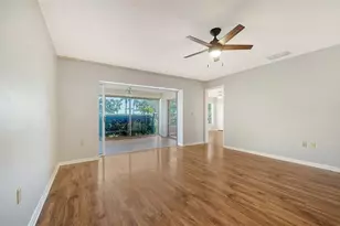 4103 Center Gate Blvd, Sarasota, FL 34233 - Photo 9