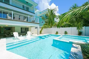 332 Avenida De Mayo, Sarasota, FL 34242 - Photo 39