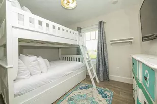 332 Avenida De Mayo, Sarasota, FL 34242 - Photo 17
