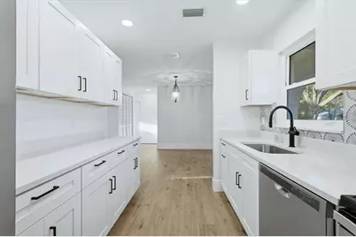 3504 38th Street W, Bradenton, FL 34205 - Photo 19