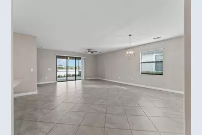 15885 Islandwalk Avenue, Bradenton, FL 34211 - Photo 11