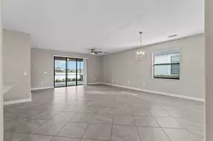 15885 Islandwalk Ave, Bradenton, FL 34211 - Photo 11