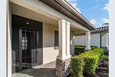 15885 Islandwalk Avenue, Bradenton, FL 34211 - Photo 7