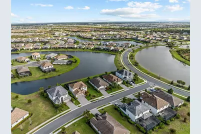 15885 Islandwalk Avenue, Bradenton, FL 34211 - Photo 49