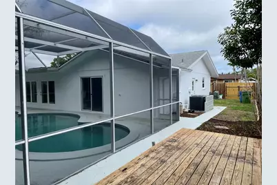 4215 18th Avenue Drive W, Bradenton, FL 34205 - Photo 9