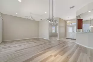 5939 Sandstone Ave, Sarasota, FL 34243 - Photo 7