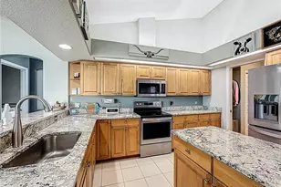 18002 Howling Wolf Run, Parrish, FL 34219 - Photo 15