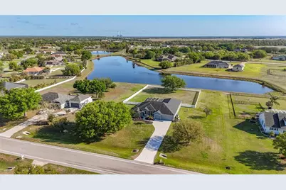 18002 Howling Wolf Run, Parrish, FL 34219 - Photo 57