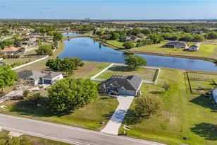 18002 Howling Wolf Run, Parrish, FL 34219 - Photo 57